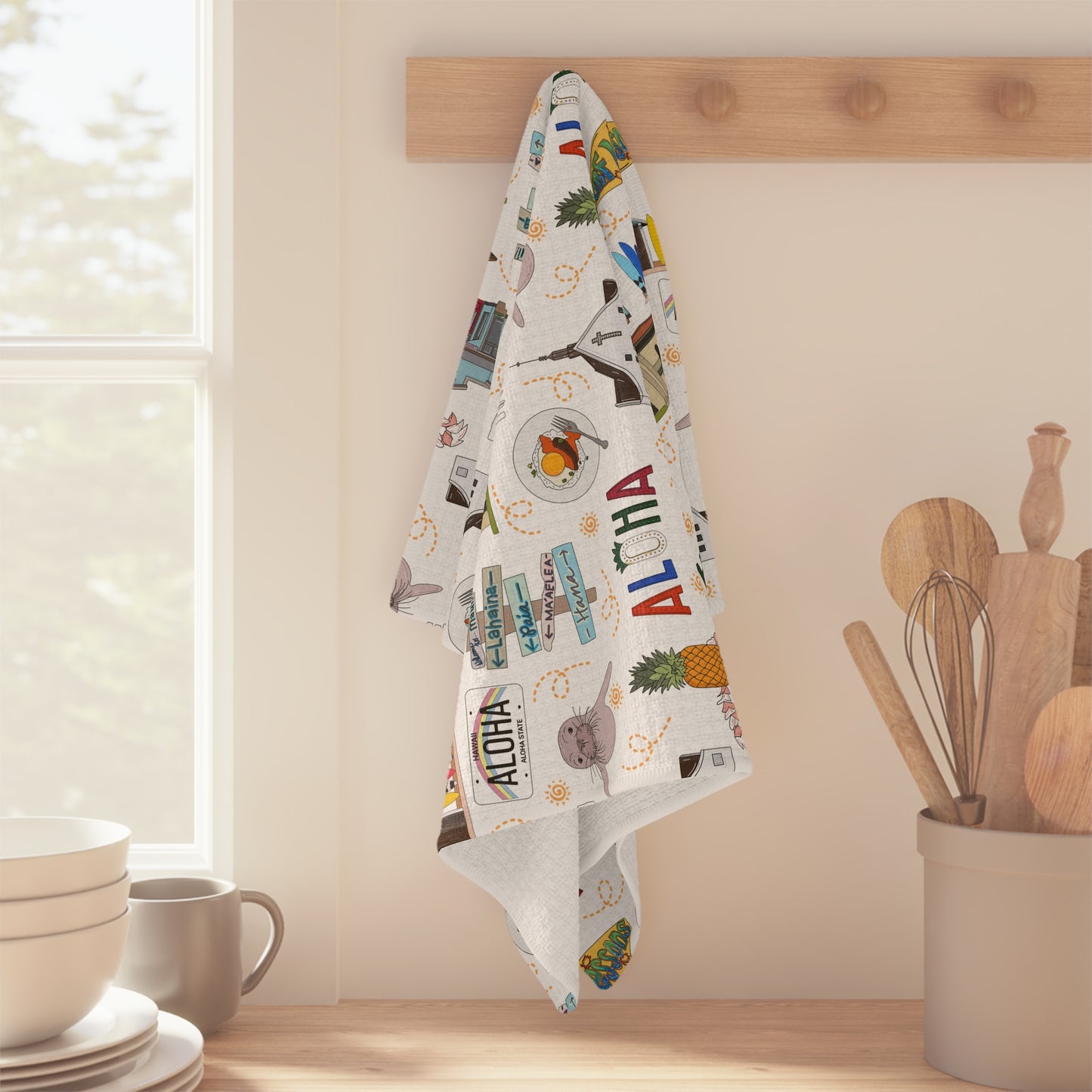 Kitchen Towel with Maui, Hawaii HI in white