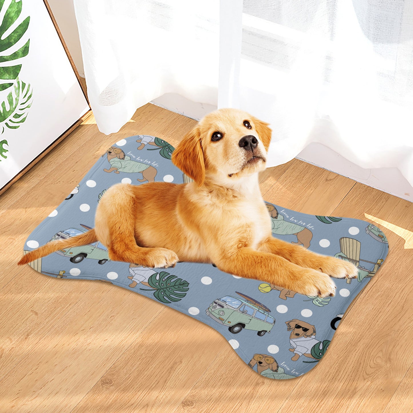Pet feeding bone shaped mat in blue