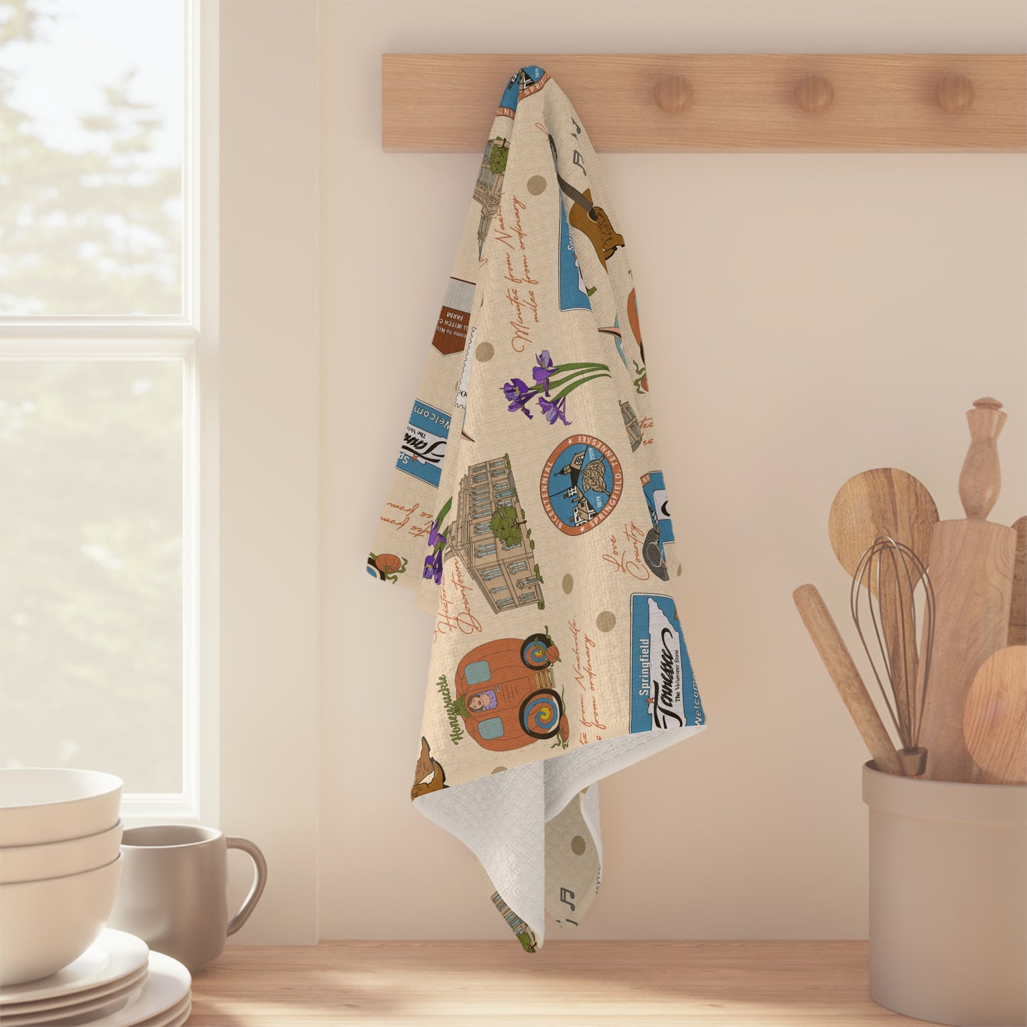 Kitchen Towel with Springfield, Tennessee TN in cream