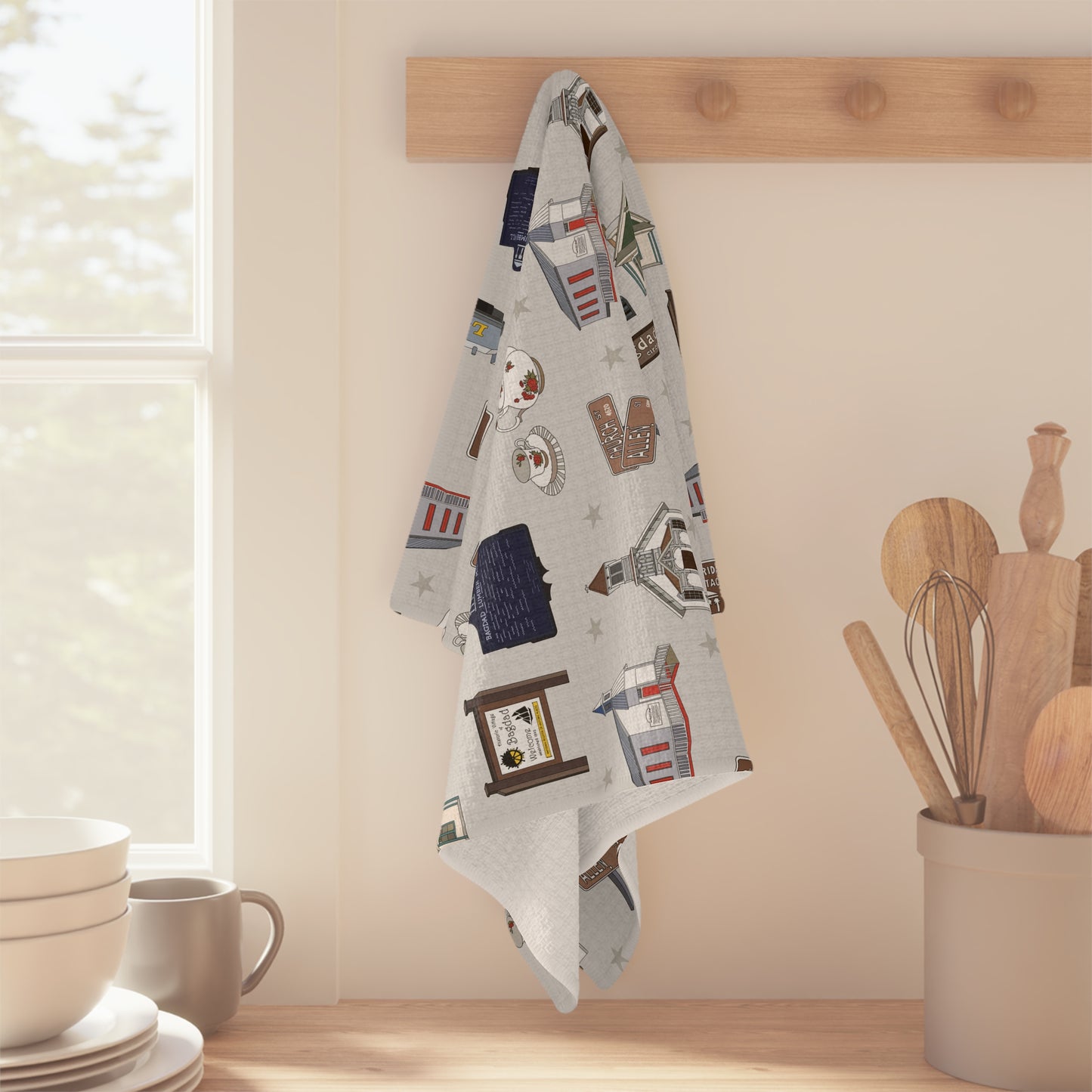 Kitchen Towel with Bagdad, Florida FL in grey