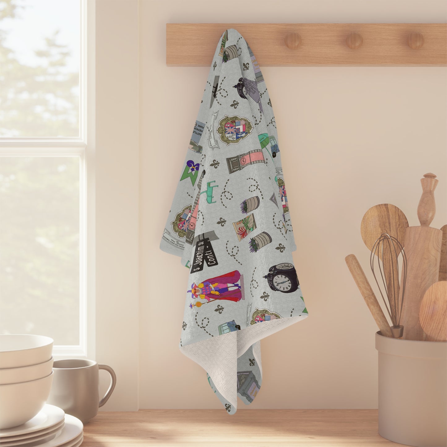 Kitchen Towel with Mobile, AL and Mardi Gras in silver