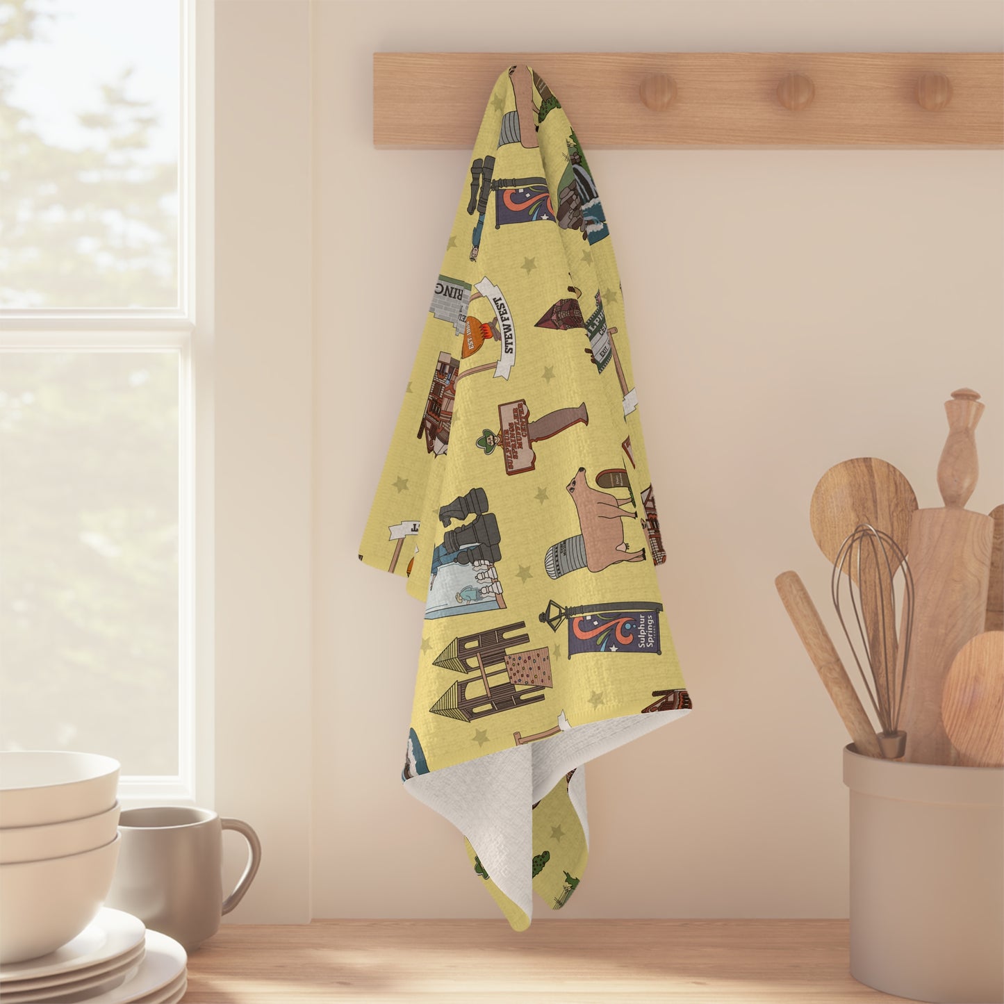 Kitchen Towel with Sulphur Springs, Texas TX in gold