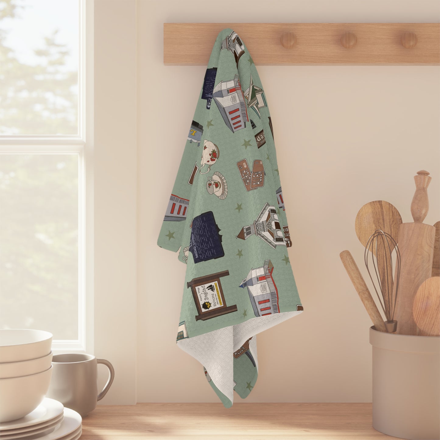 Kitchen Towel with Bagdad, Florida FL in green