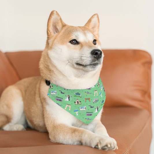 Dog bandana over-the-collar with FWB, FL in mint